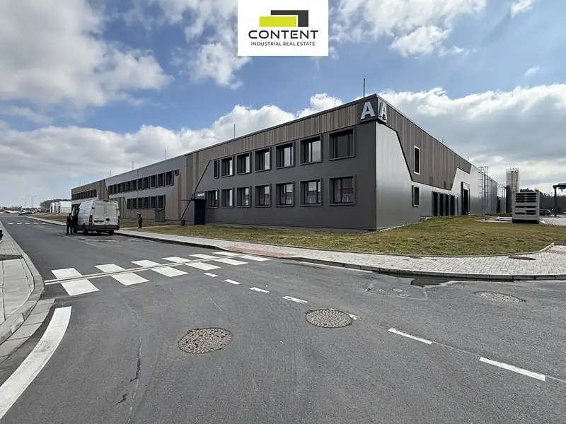 Pronájem výrobní haly, prostoru 36000 m², Bruntál – náhled fotky 2