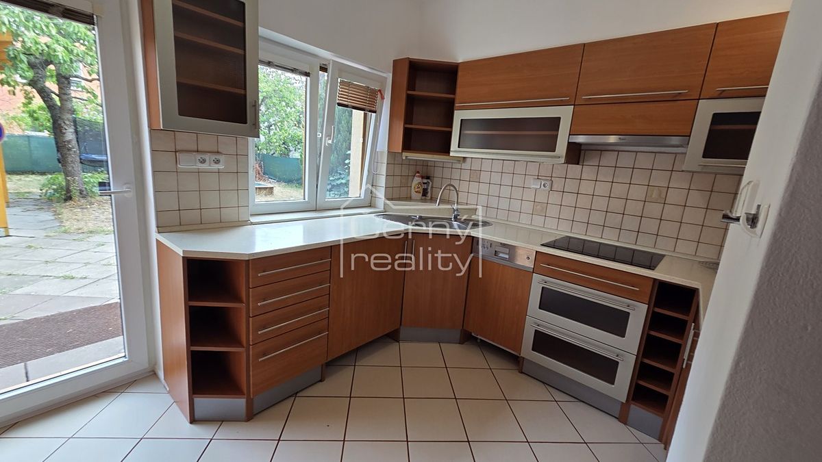 Pronájem bytu 2+kk 50 m²