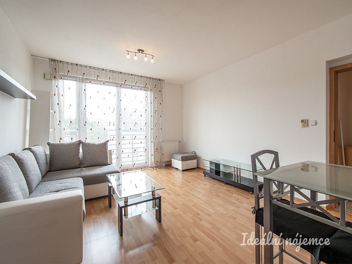 Pronájem bytu 1+kk 34 m²