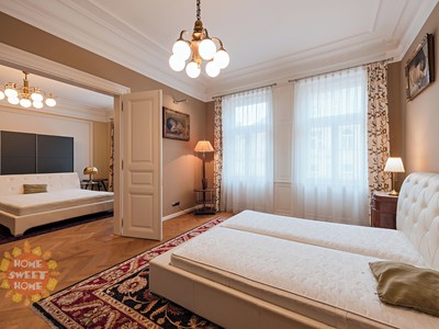 Pronájem bytu 5+1, 184 m² (2 z 23)