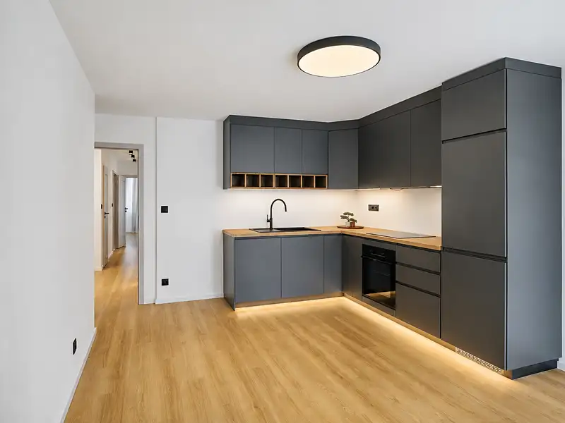 Prodej bytu 4+kk 83 m², Praha – náhled fotky 1