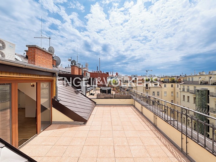 Квартира 4+kk в оренду, 173 м² (4 з 14)