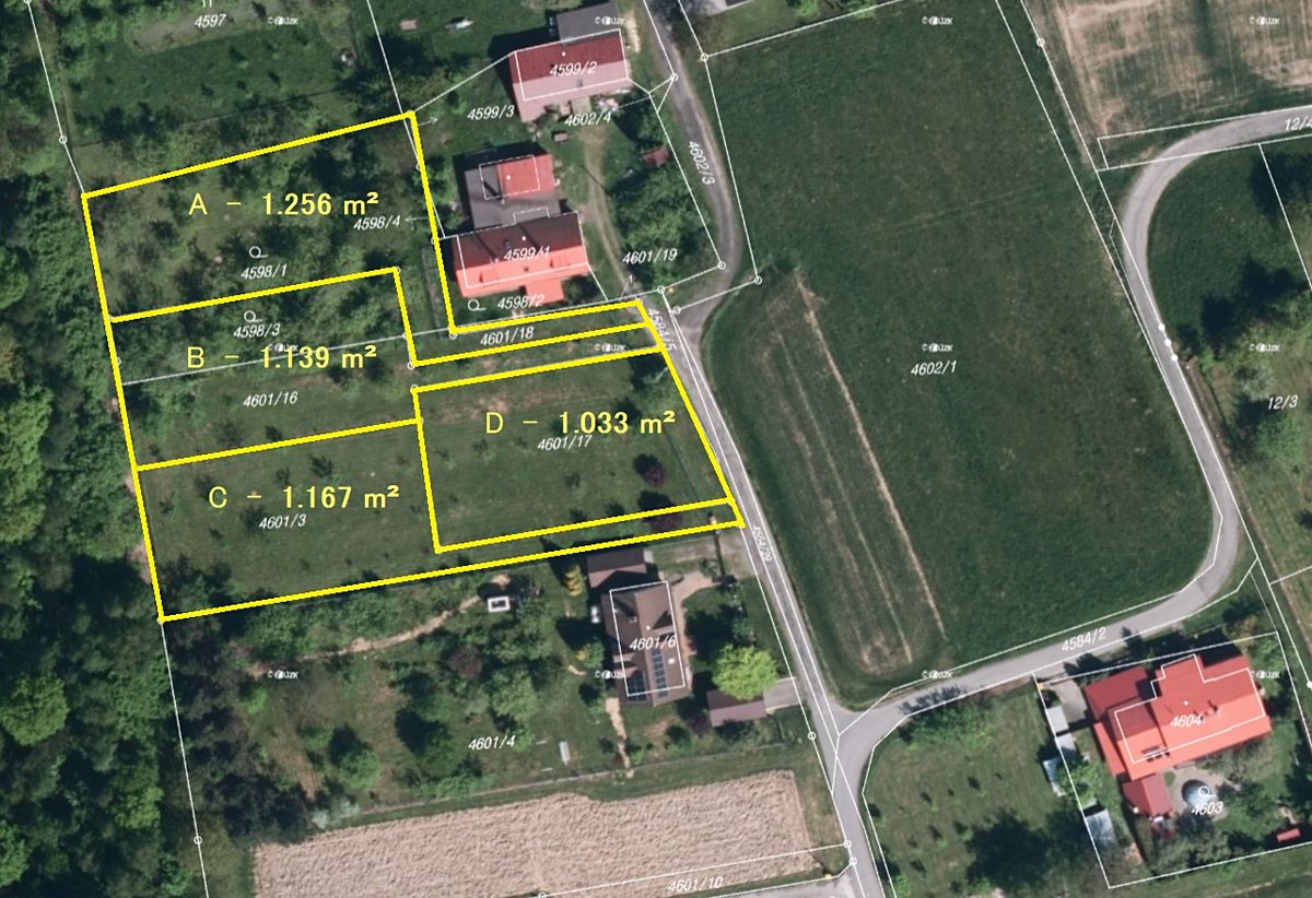 Prodej stavebního pozemku 1256 m² – fotografie 2