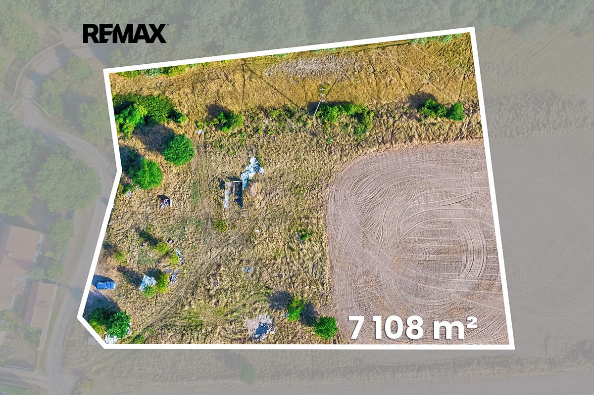 Prodej stavebního pozemku 7108 m², Liběchov – fotka 1 z 3