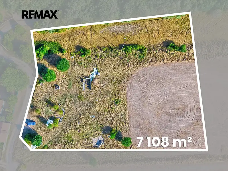 Prodej stavebního pozemku 7108 m², Liběchov – náhled fotky 1