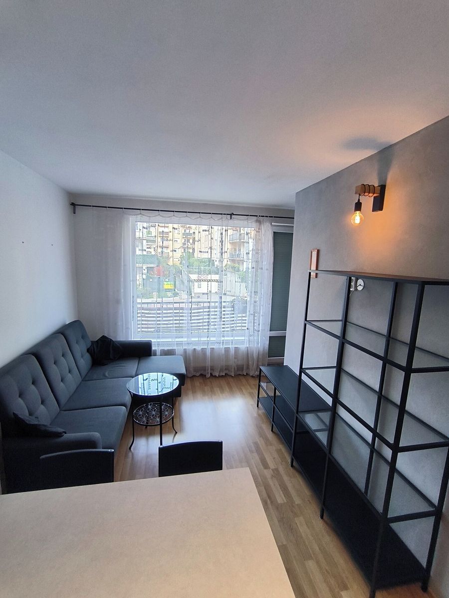 Pronájem bytu 2+kk 43 m² – fotografie 3