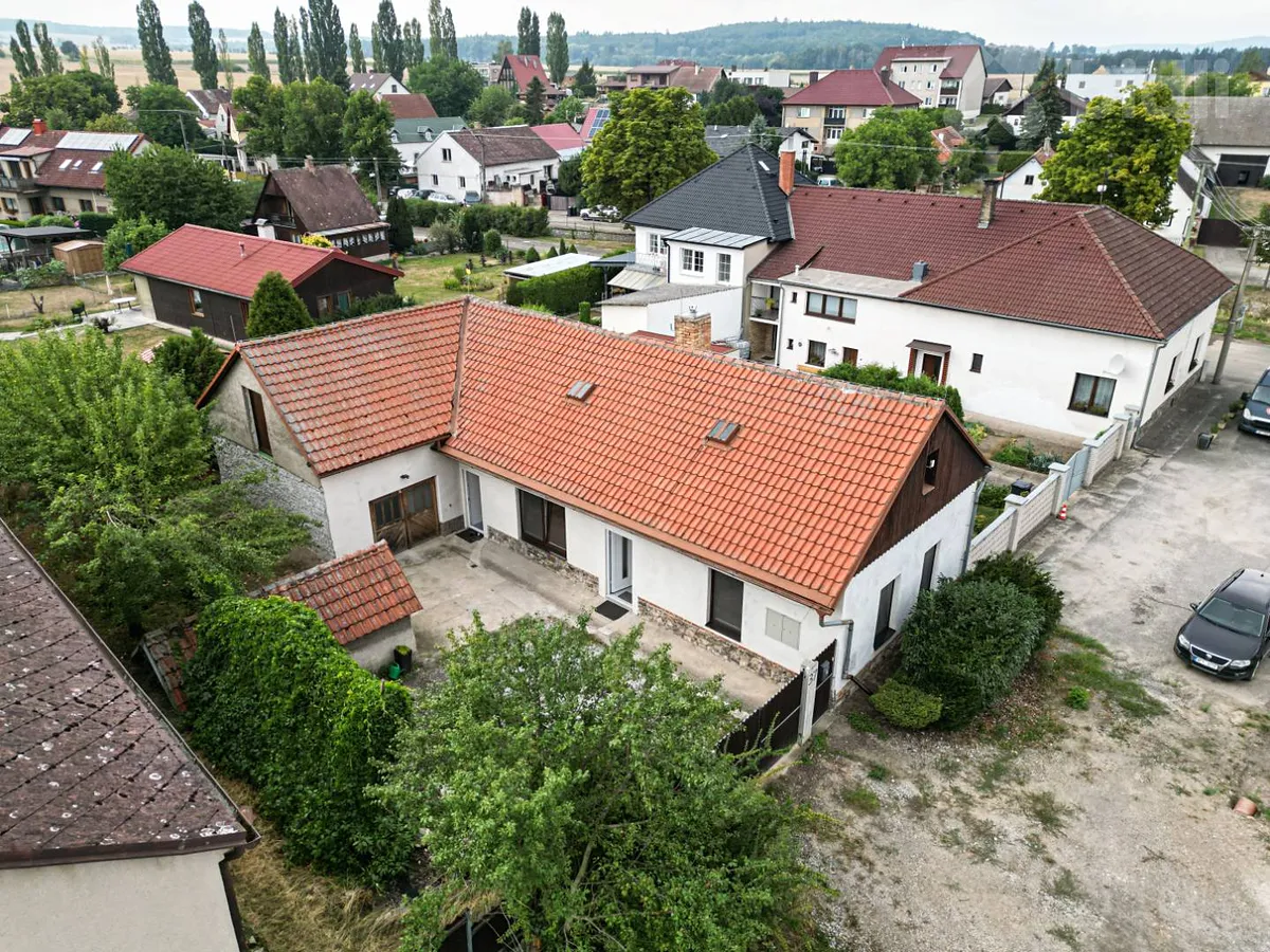 Prodej rodinného domu 140 m², pozemek 472 m²