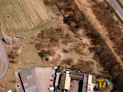Prodej komerčního pozemku 6837 m²
