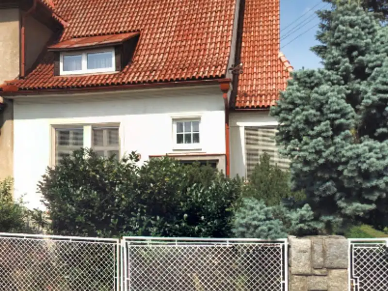 Prodej vily 240 m², pozemek 637 m², Opava – náhled fotky 2