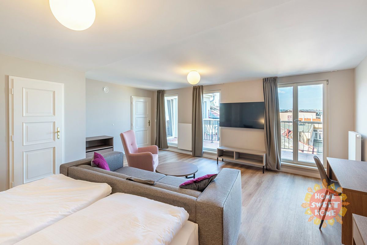Pronájem bytu 1+kk 56 m² – fotografie 2
