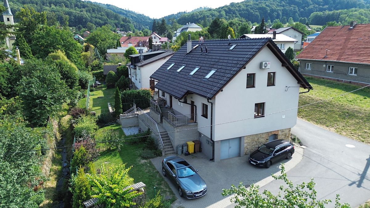 Pronájem bytu 4+kk 90 m²