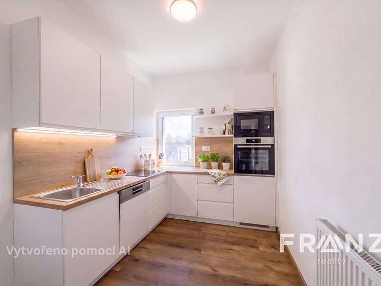 Pronájem bytu 2+1, 75 m² (1 z 21)