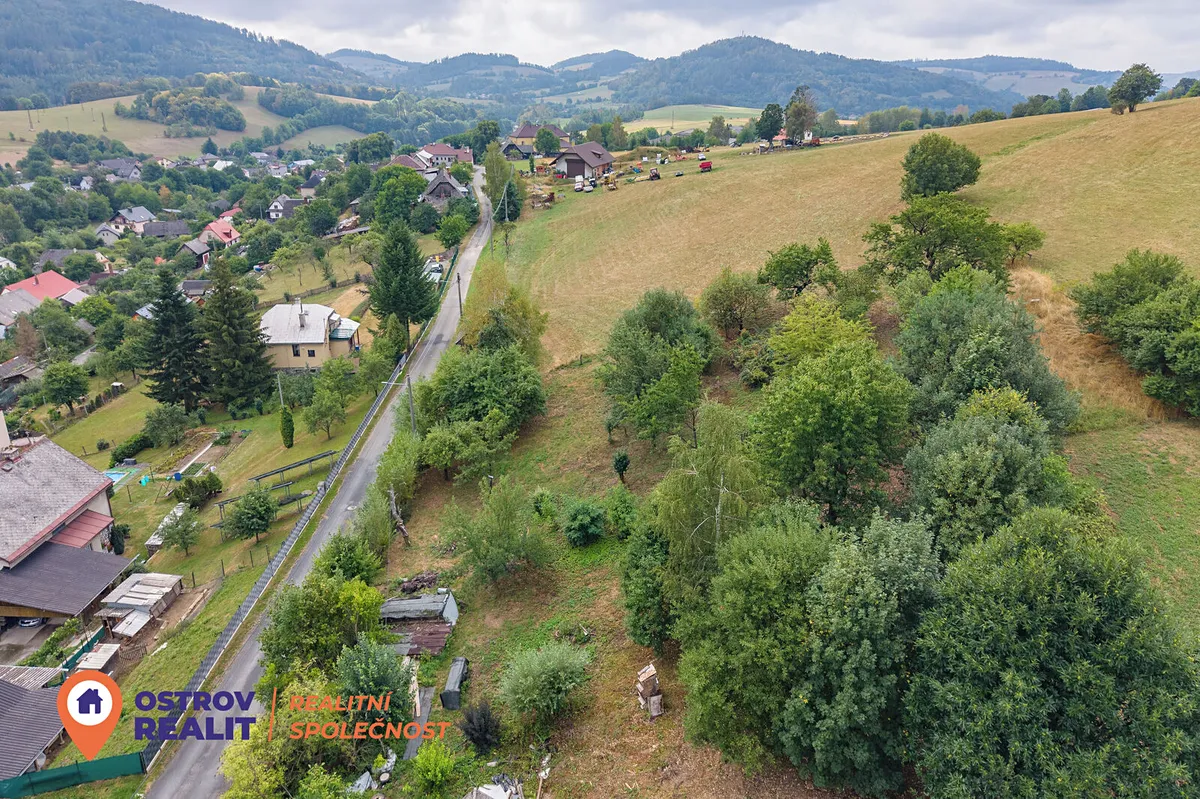 Prodej stavebního pozemku 2113 m²