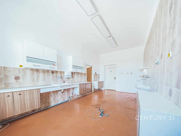Комерційне приміщення на продаж, 120 м² (9 з 23)