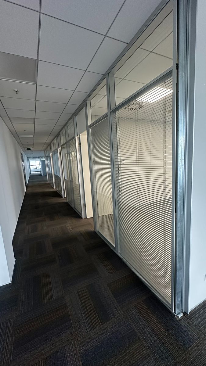 Pronájem kanceláře 409 m² – fotografie 5