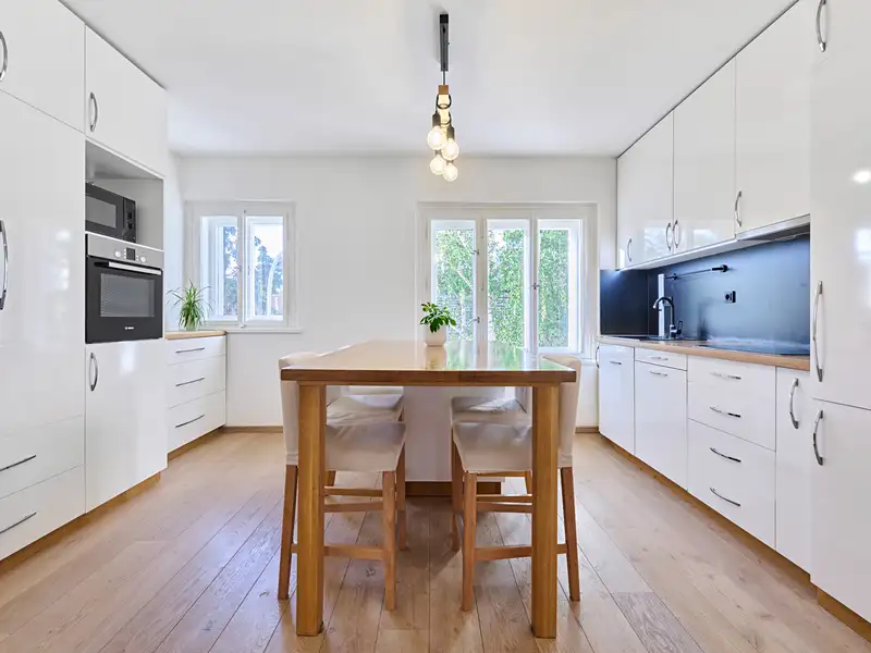 Prodej bytu 4+kk 82 m², Praha – náhled fotky 2