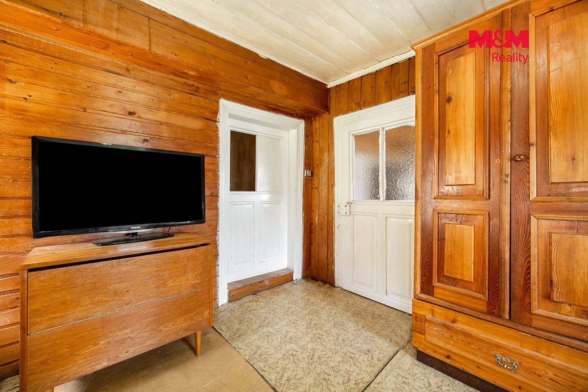 Prodej rodinného domu 350 m², pozemek 2607 m² – fotografie 5