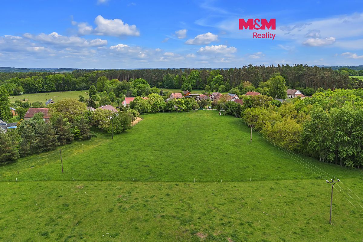 Prodej stavebního pozemku 5738 m²