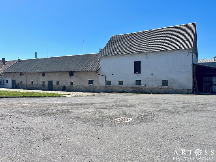 Prodej komerčního prostoru, 1 528 m² (19 z 21)