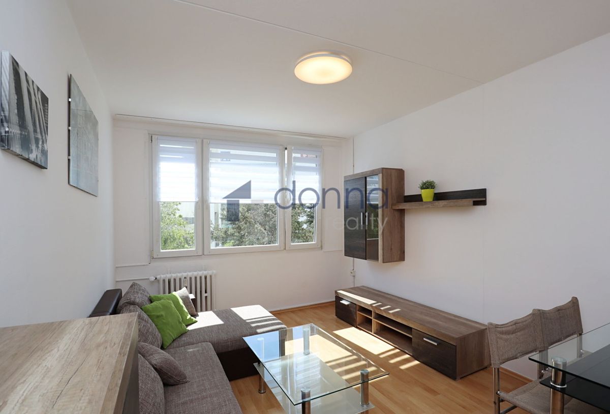 Pronájem bytu 2+kk 45 m²