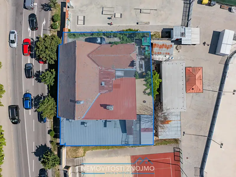 Prodej obchodního prostoru 547 m², Znojmo – náhled fotky 2