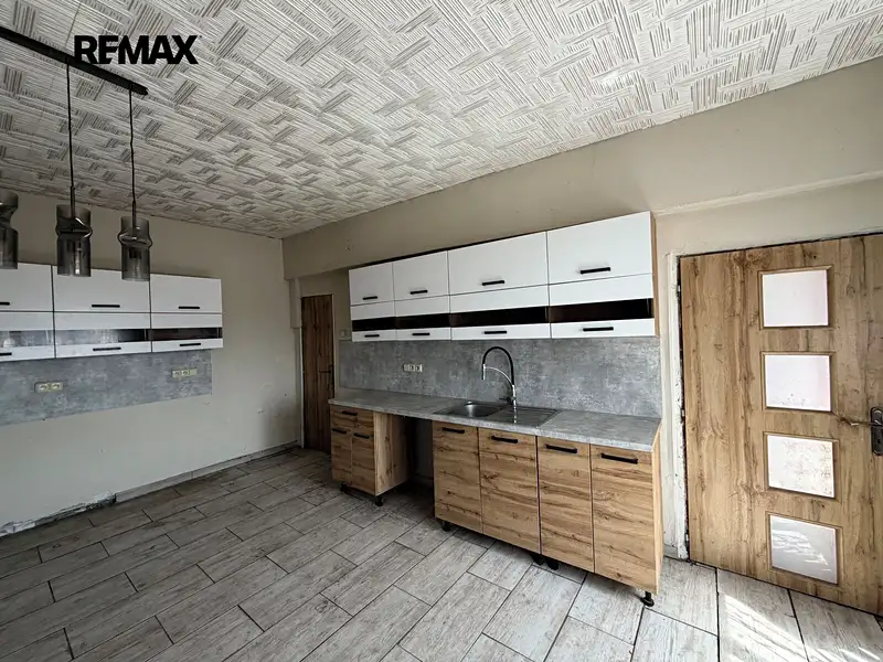 Prodej rodinného domu 160 m², pozemek 1444 m², Měník – náhled fotky 3