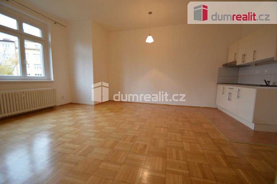 Pronájem bytu 2+kk 67 m²
