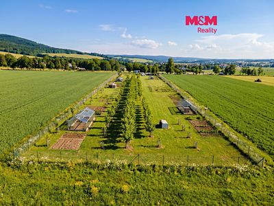 Prodej komerčního pozemku 8432 m²