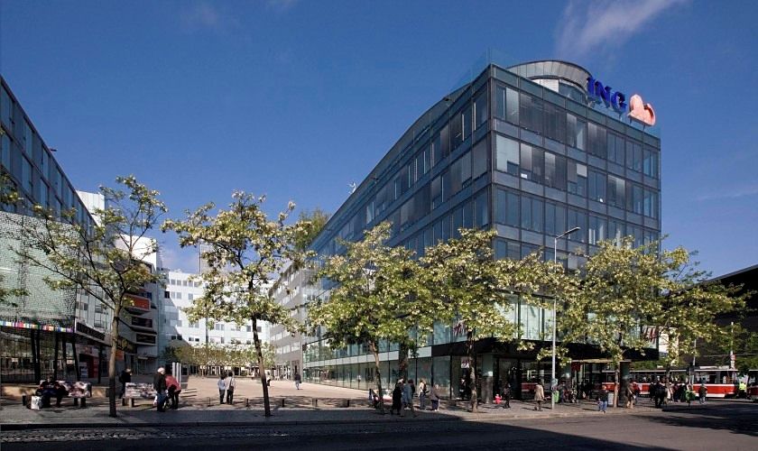 Pronájem kanceláře 1180 m² – fotografie 4
