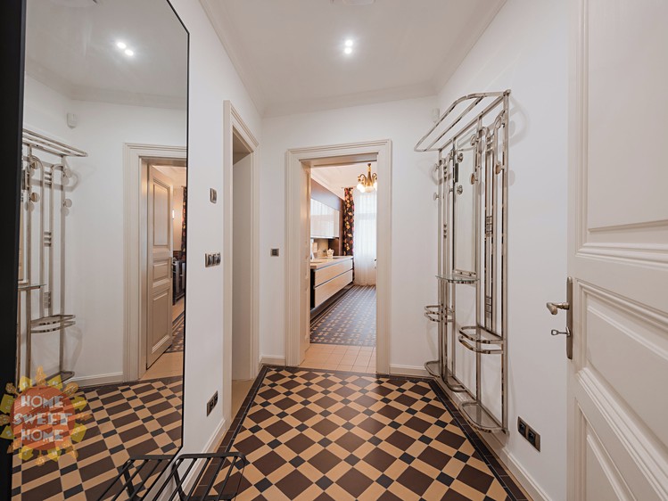 Pronájem bytu 5+1, 184 m² (14 z 23)