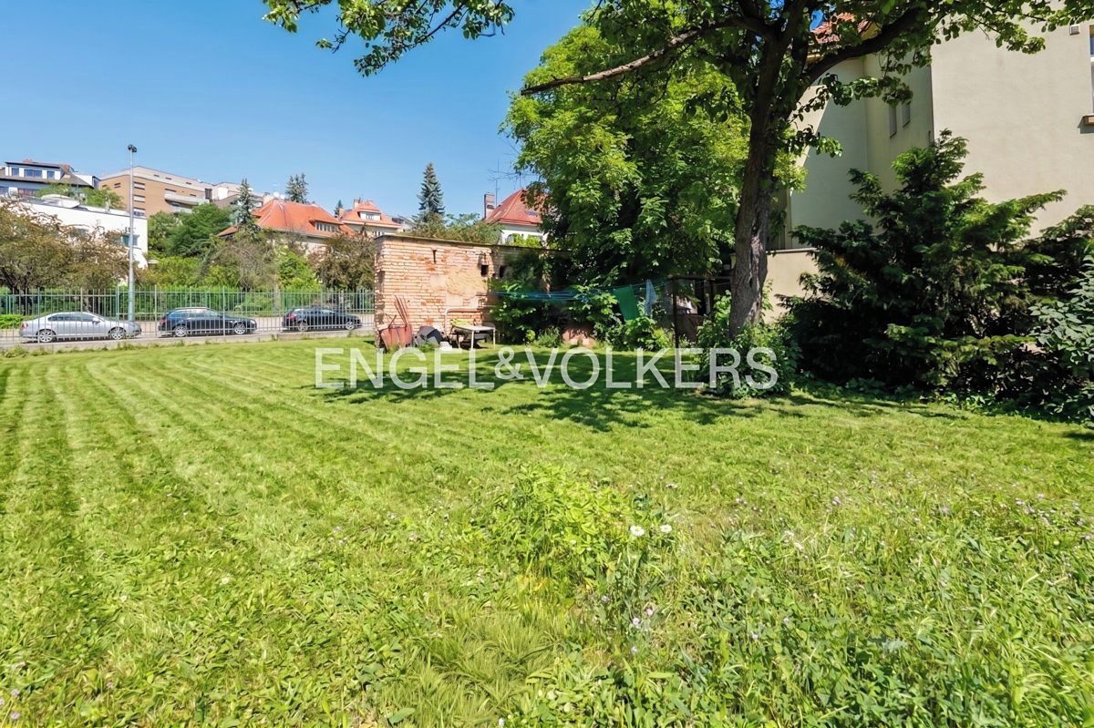Prodej stavebního pozemku 260 m² – fotografie 2