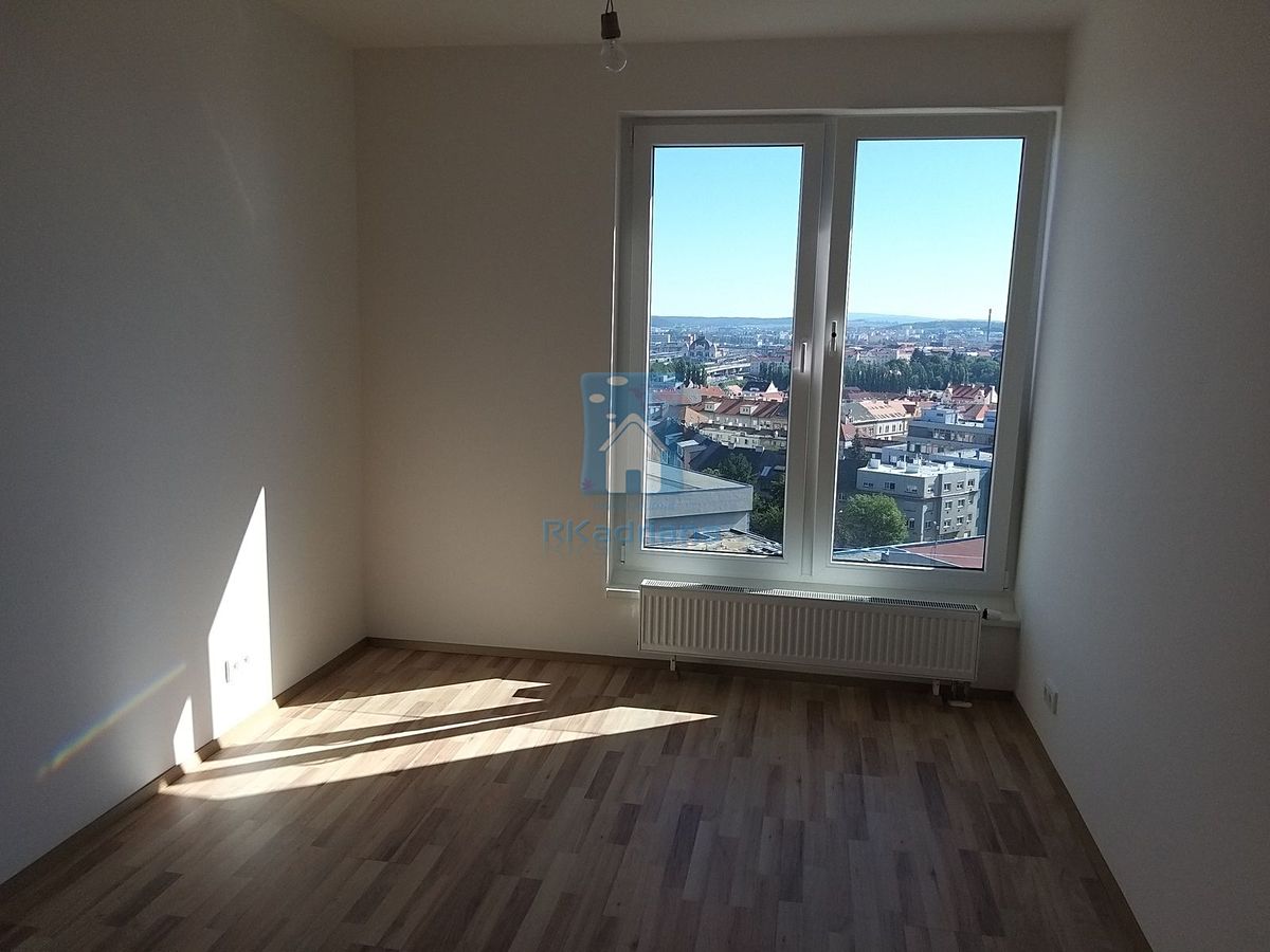 Pronájem bytu 2+kk 71 m² – fotografie 5