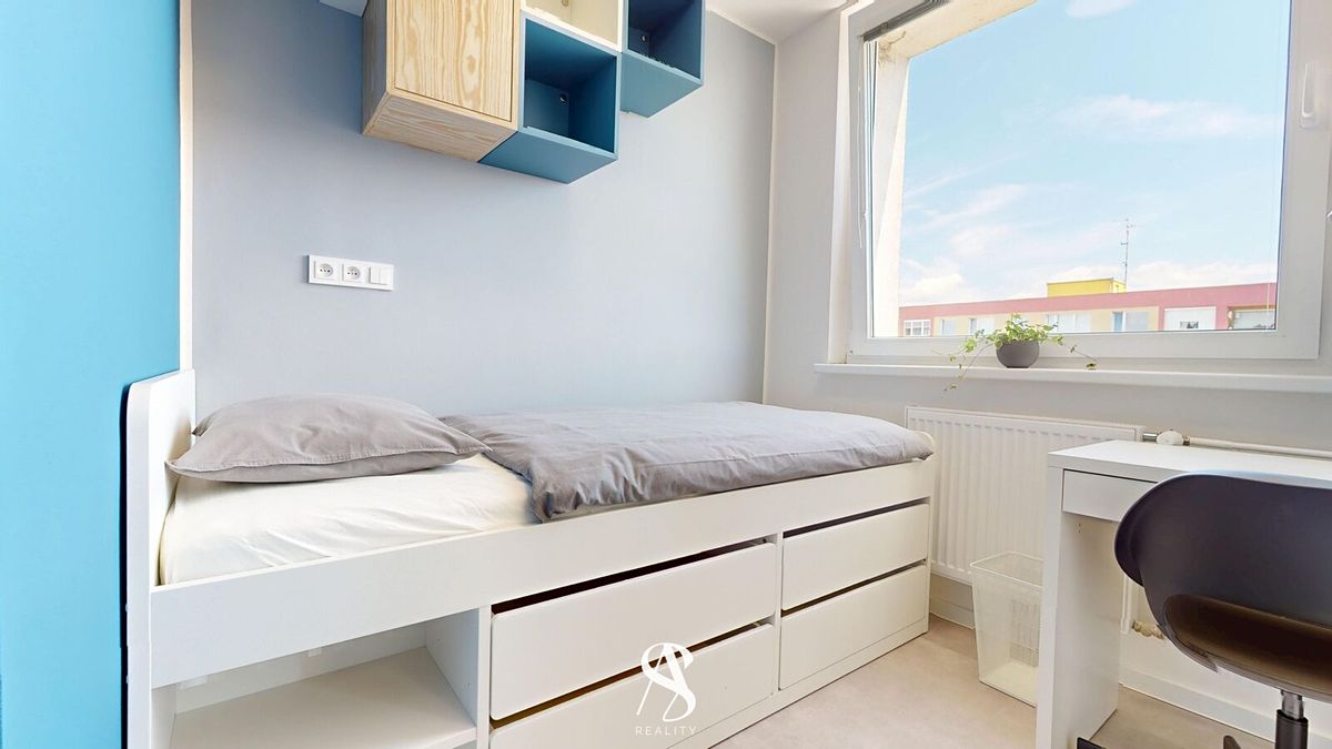 Pronájem bytu pokoje 12 m²