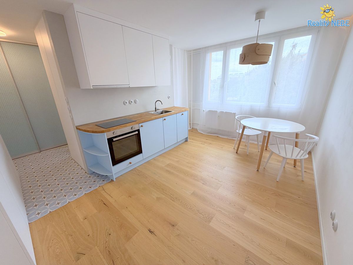 Pronájem bytu 1+kk 27 m²