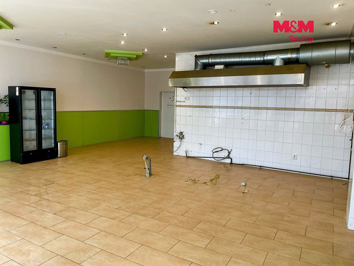 Pronájem obchodního prostoru 140 m² – fotografie 3