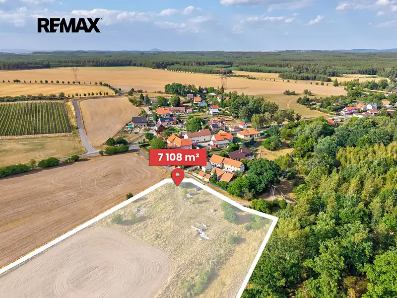 Prodej stavebního pozemku 7108 m², Liběchov – náhled fotky 3
