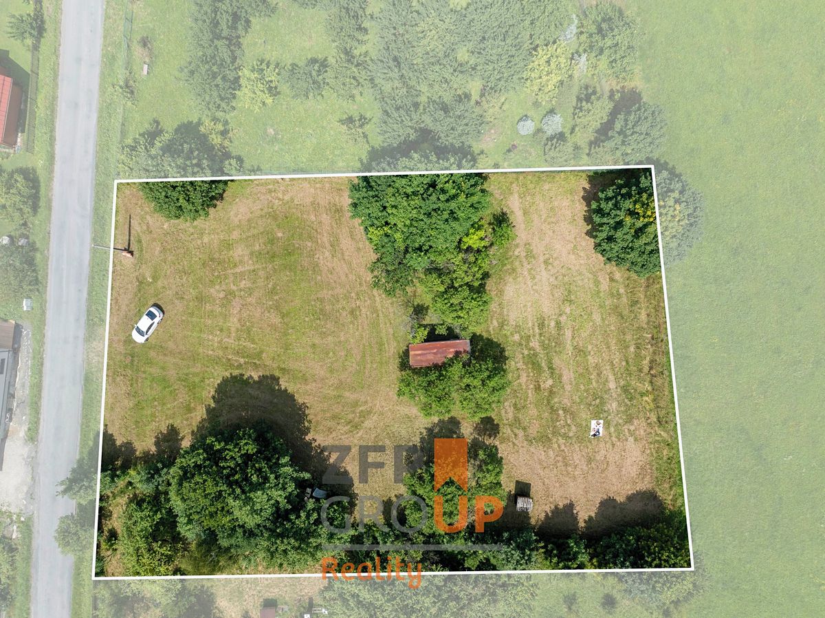 Prodej stavebního pozemku 2142 m²