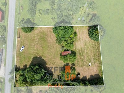 Prodej stavebního pozemku 2142 m²