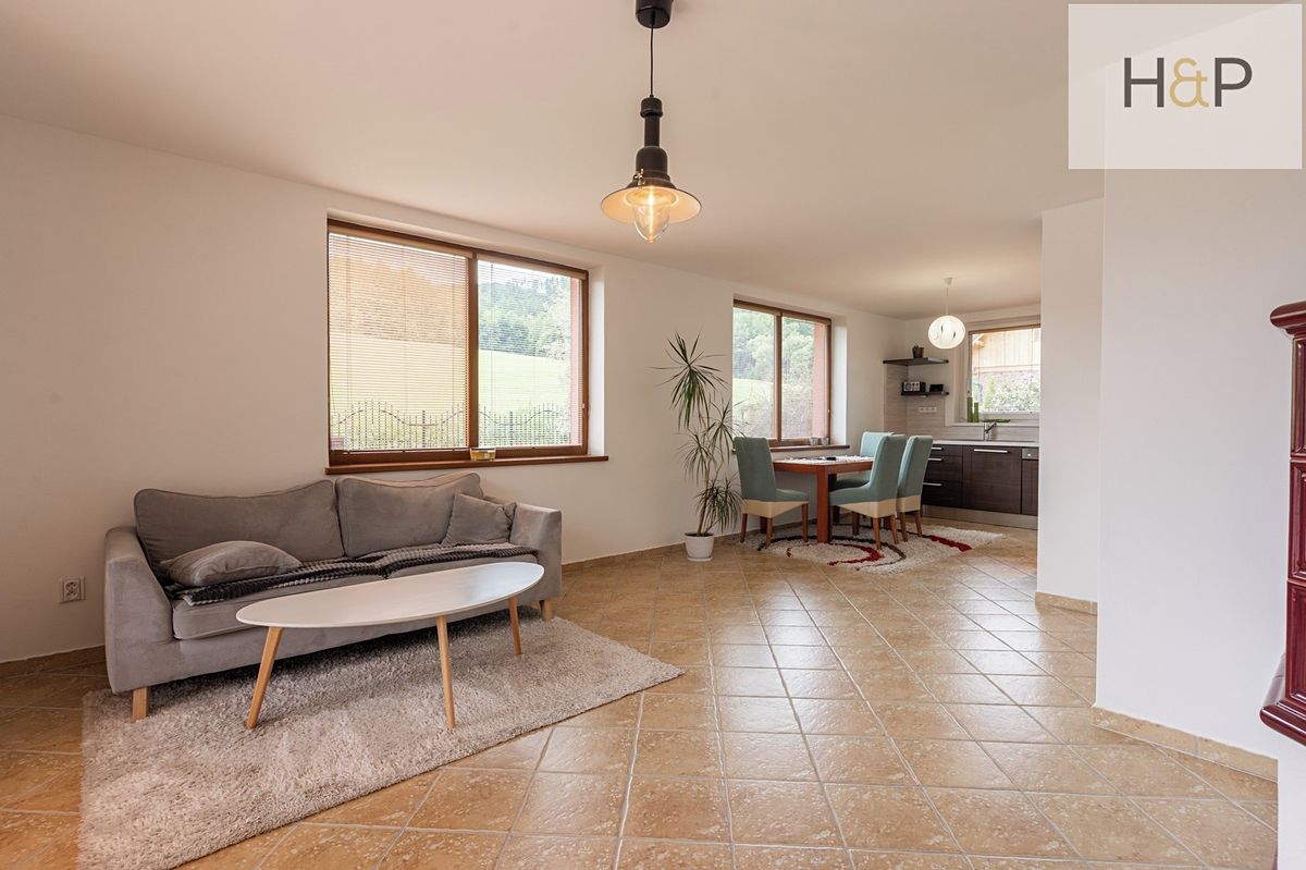 Prodej rodinného domu 119 m², pozemek 2388 m² – fotografie 4