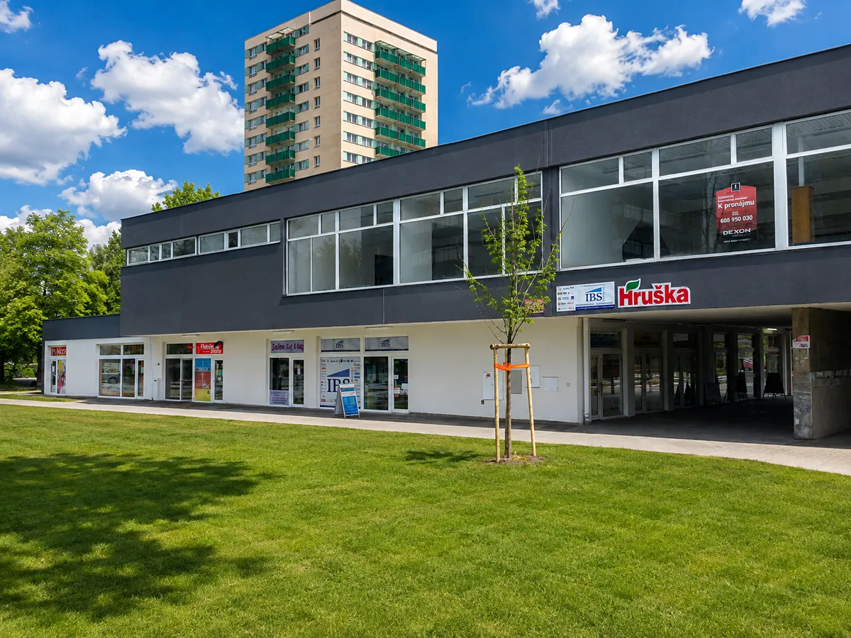 Pronájem obchodního prostoru 150 m²