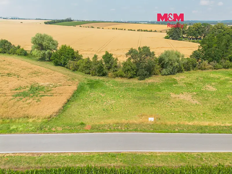 Prodej stavebního pozemku 1251 m², Libenice – náhled fotky 1