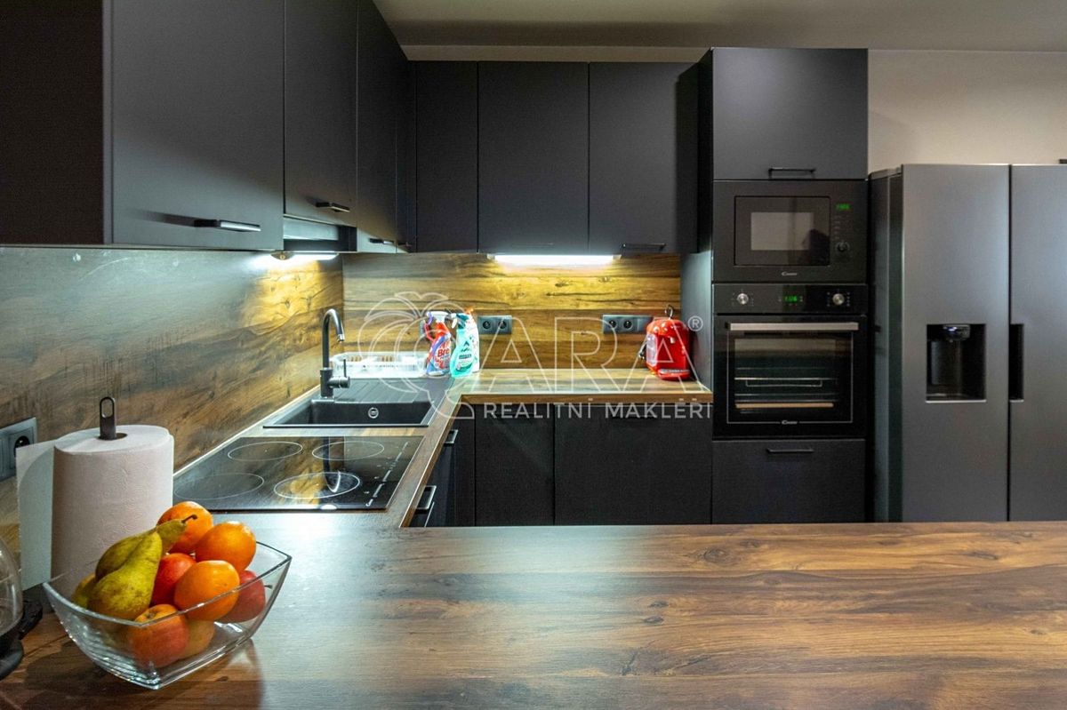 Prodej rodinného domu 111 m², pozemek 629 m² – fotografie 4