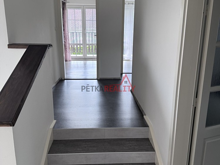 Prodej domu, 188 m² (17 z 38)