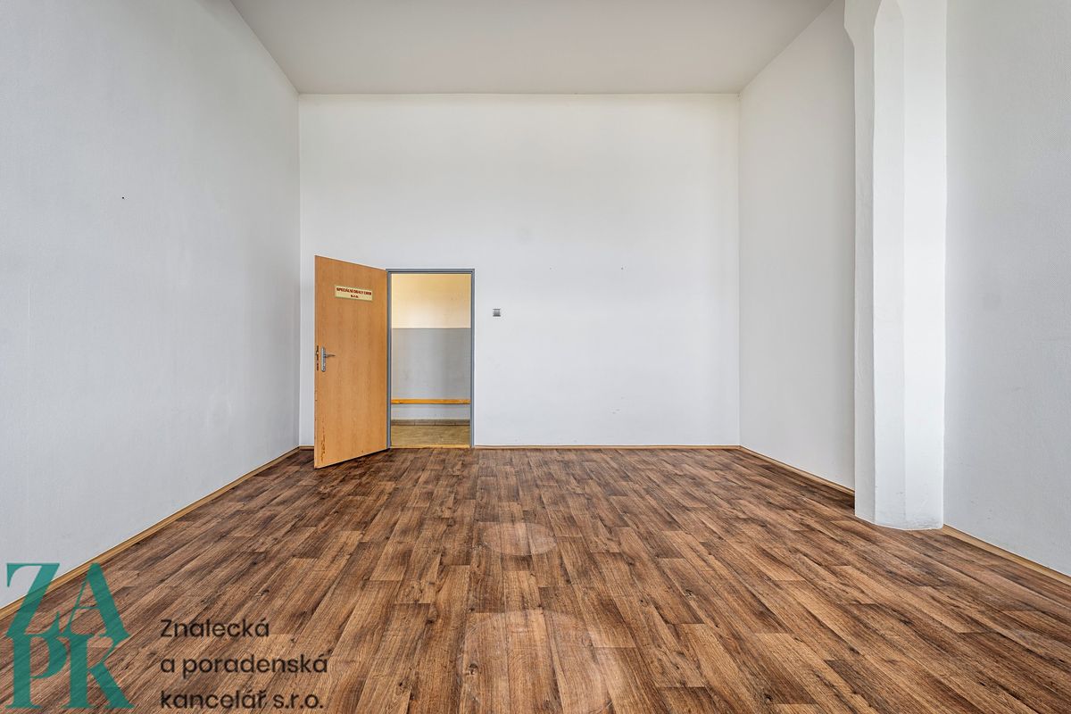 Pronájem kanceláře 30 m² – fotografie 2