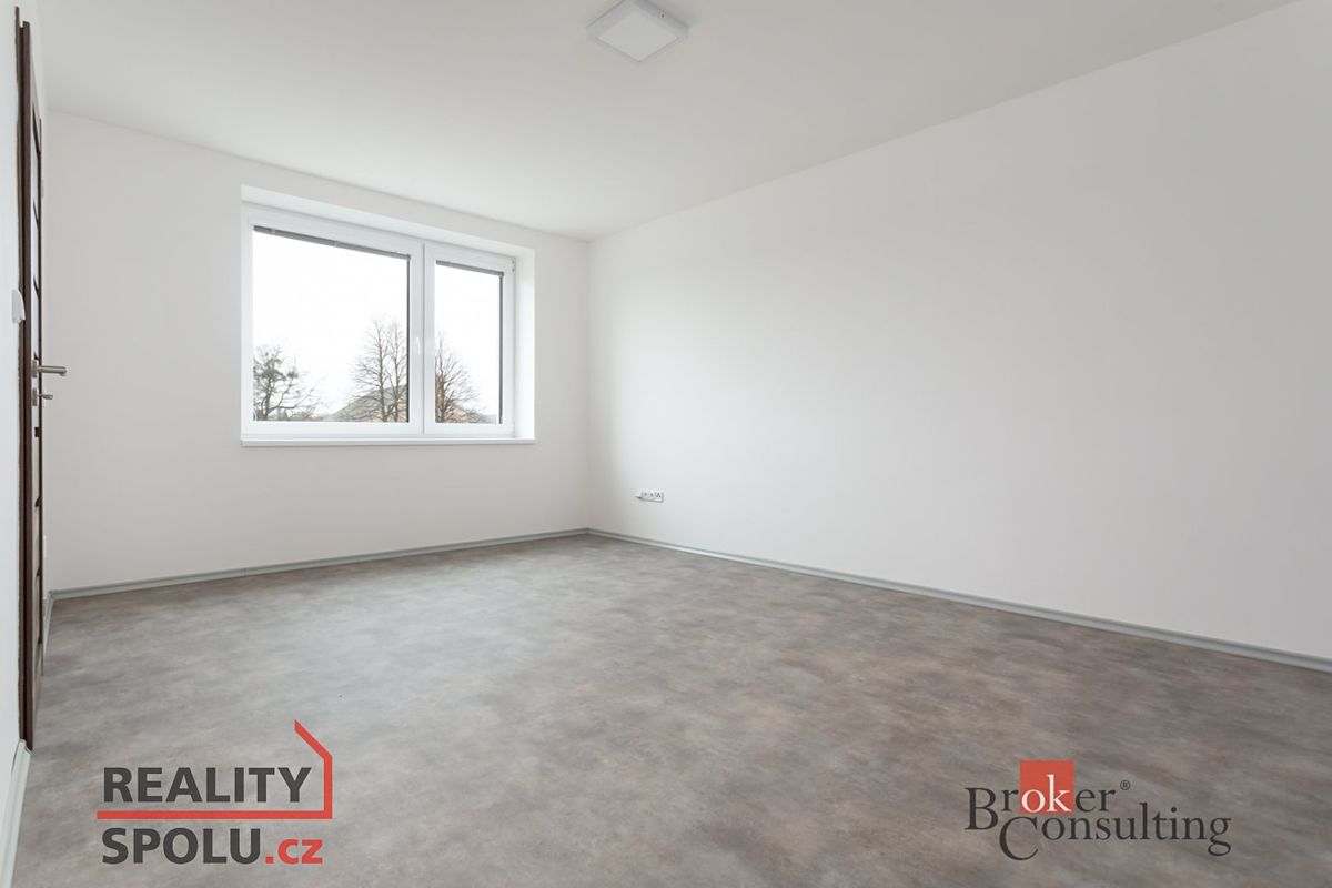 Pronájem bytu 2+1 56 m² – fotografie 4