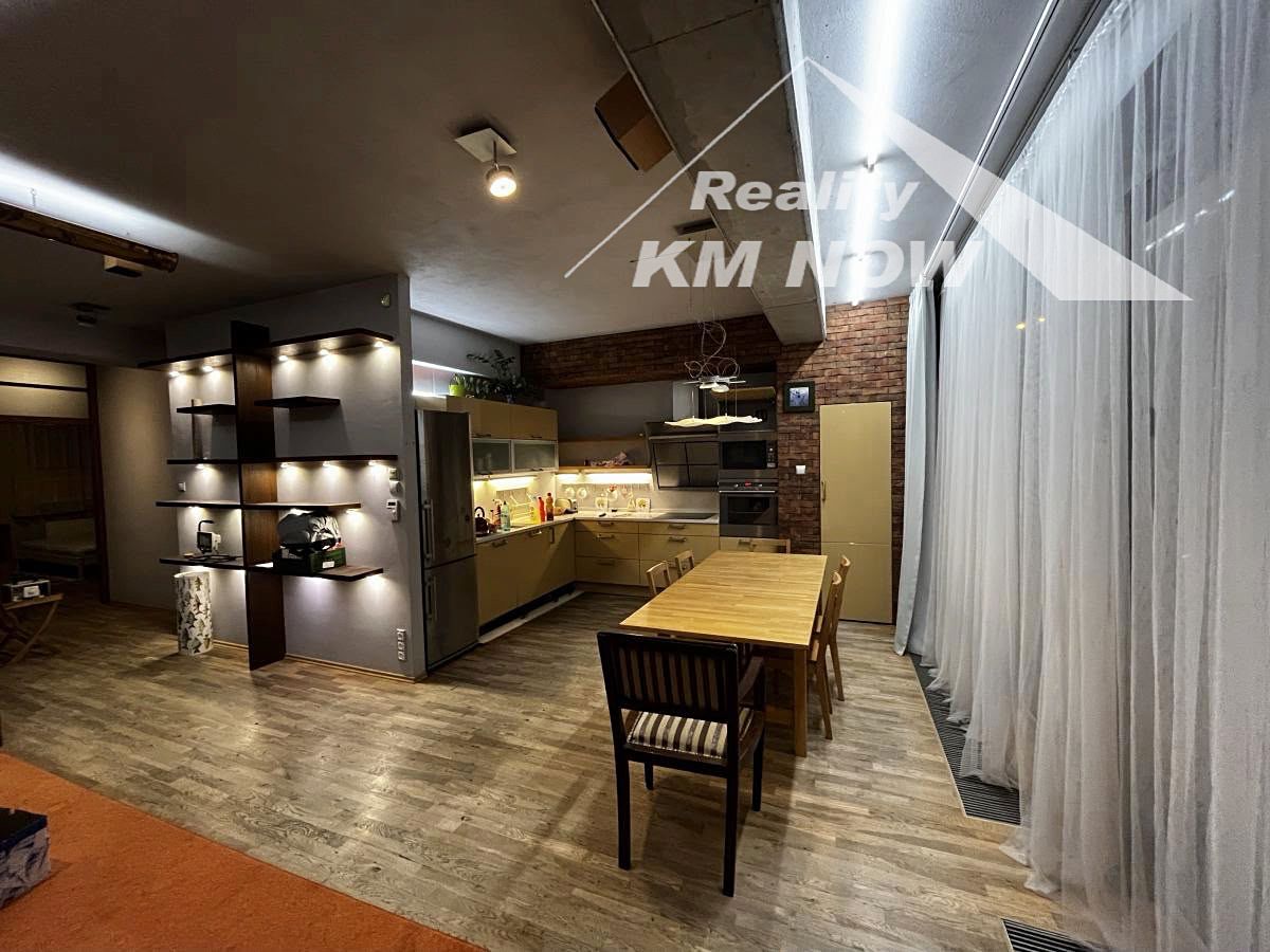 Pronájem bytu 3+kk 94 m² – fotografie 5