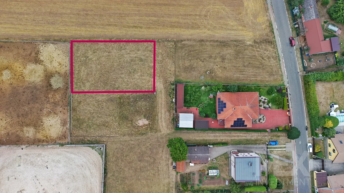 Prodej stavebního pozemku 808 m²