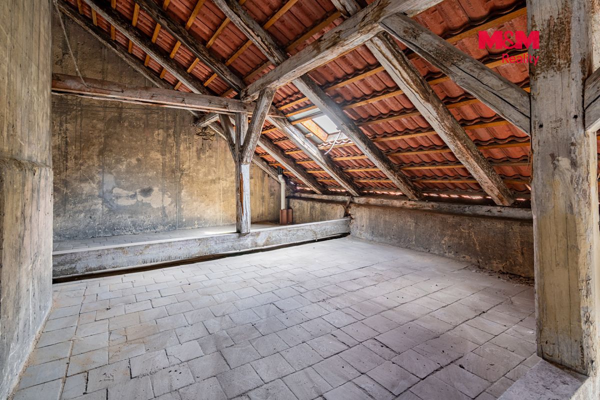 Prodej bytu atypický 126 m² – fotografie 2
