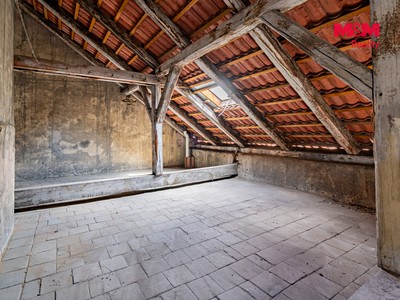 Квартира atypical на продаж, 126 м² (2 з 18)