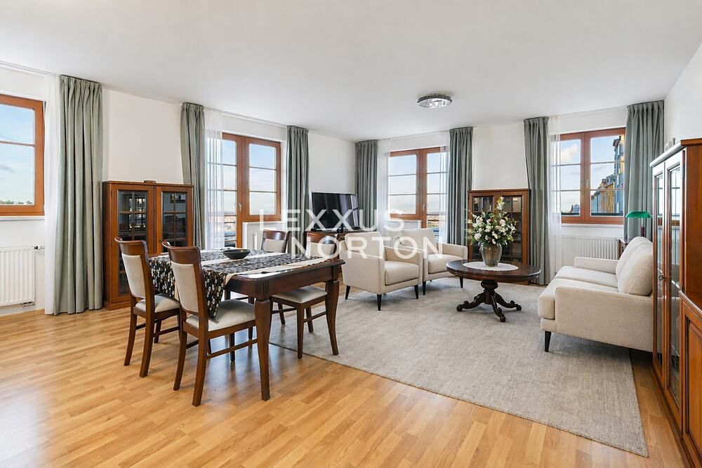 Pronájem bytu 3+kk 100 m²